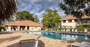 Photo - 1302 Derbyshire Ct