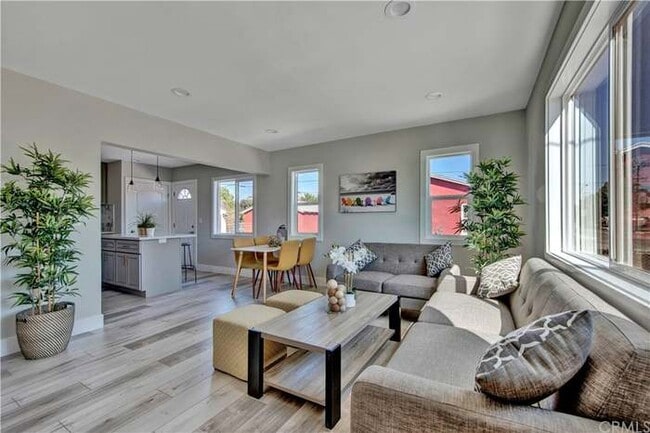 Photo - 907 W Arbutus St Casa