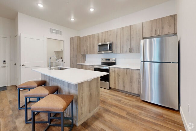 2BR, 2BA - 1,088SF - Kitchen & Dining Area