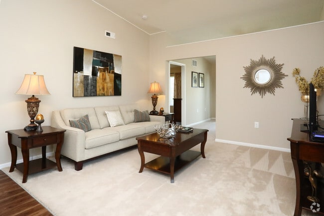 2HAB, 2BA - Rosewood, 1,294 ft² - Redwood Brownstown Telegraph Road