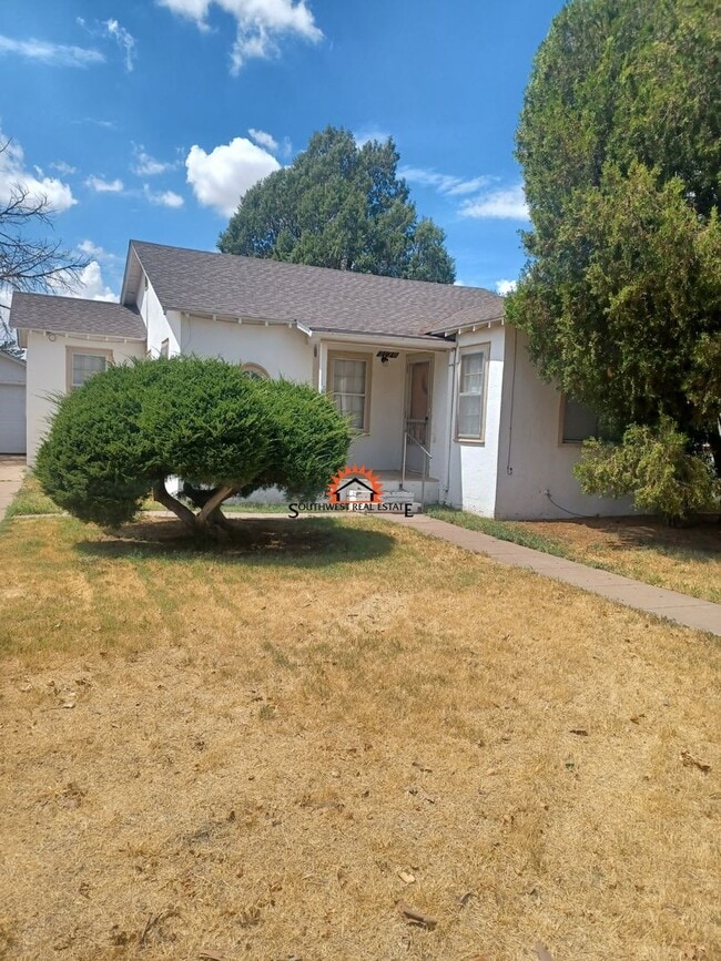 Building Photo - Cute 2 bedroom 1 bathroom home.