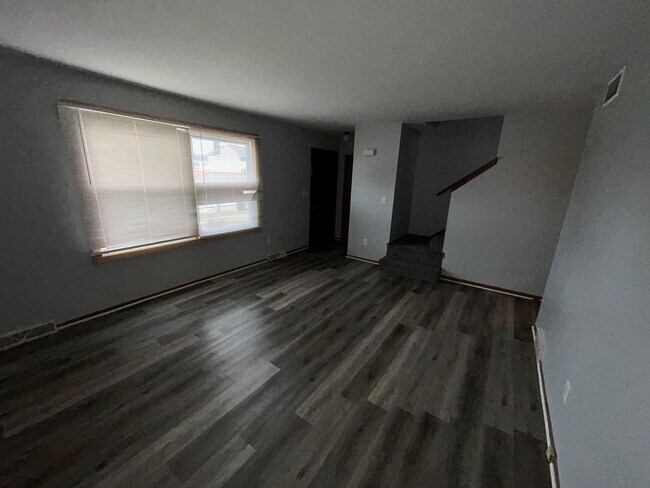 Photo - 9116-9118 Broadway Dr Unit 9116