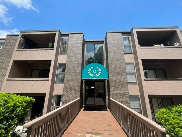 Photo - 24 Shrewsbury Unit E