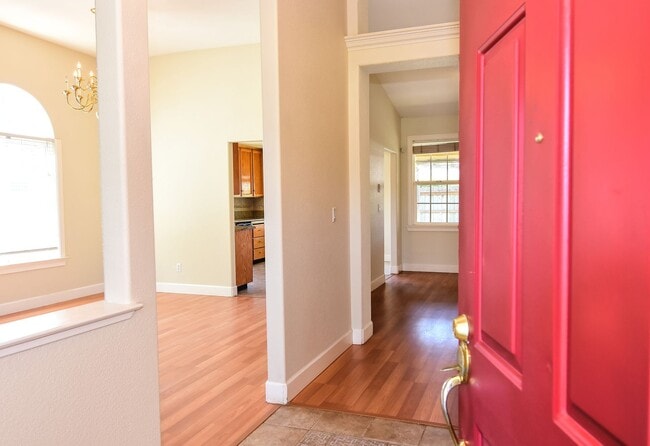 Photo - 485 Deer Creek Dr