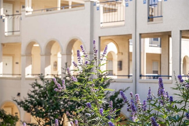 Photo - 3404 American Dr Unit 2305