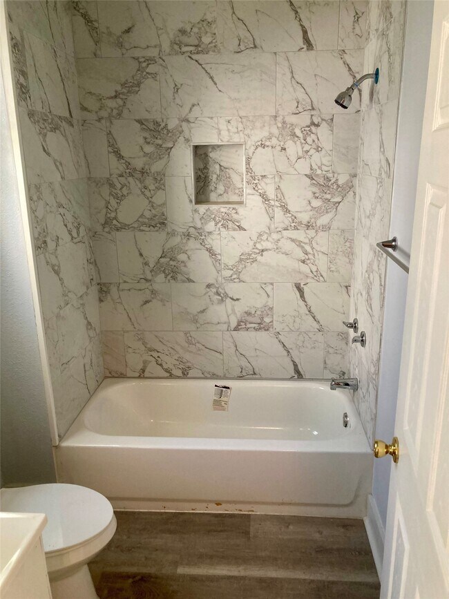 Photo - 3523 Avenue L Unidad Front