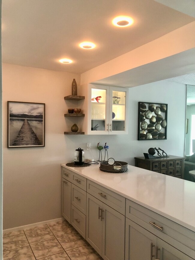 Building Photo - 1825 Cobia Dr Unit 202H