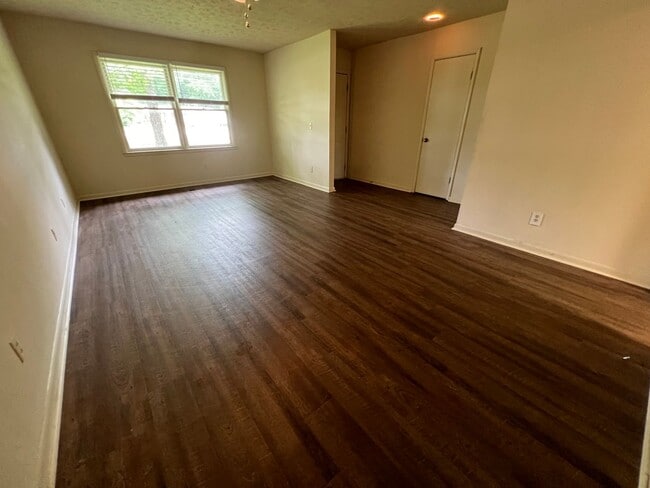 Photo - Dean 111-113 Unidad 111