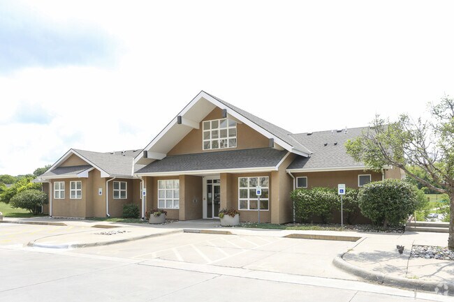 Meadowbrook Apartments