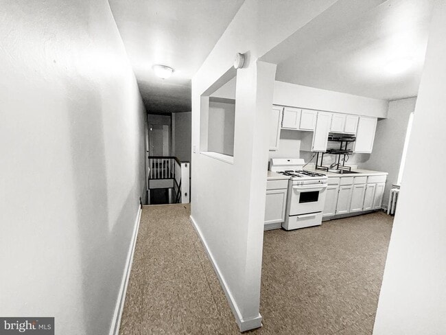 Photo - 352 N Gross St