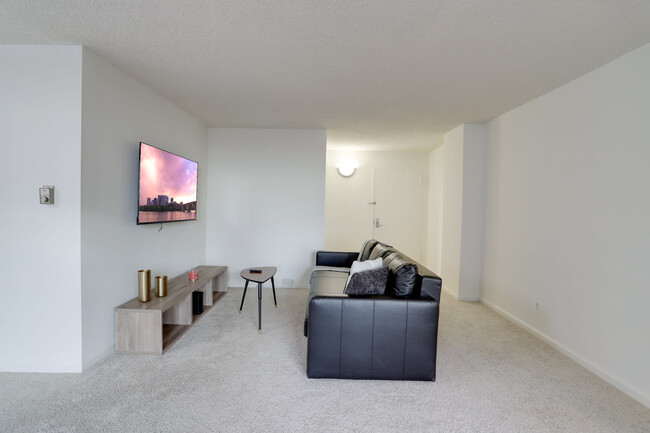 Photo - 320 23rd St S Apartamento Unidad FL9-ID1022520P