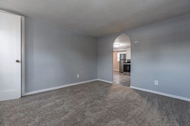Photo - 1815 Avon St