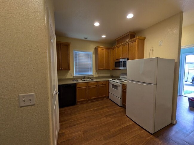 Photo - 2905 Pecos St