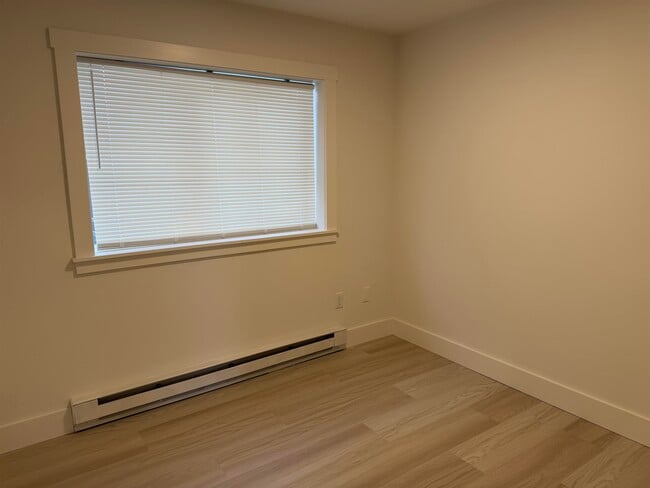 Photo - 473 Maple St Unidad 1