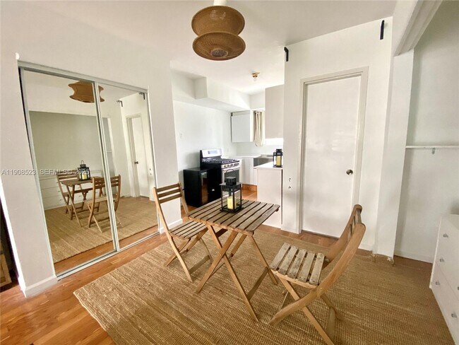 Photo - 158 Ocean Dr Unit 306