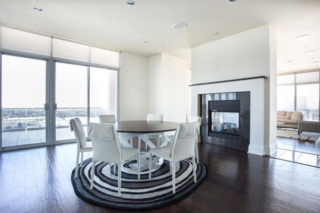 Photo - 8088 Park Ln Unidad c5