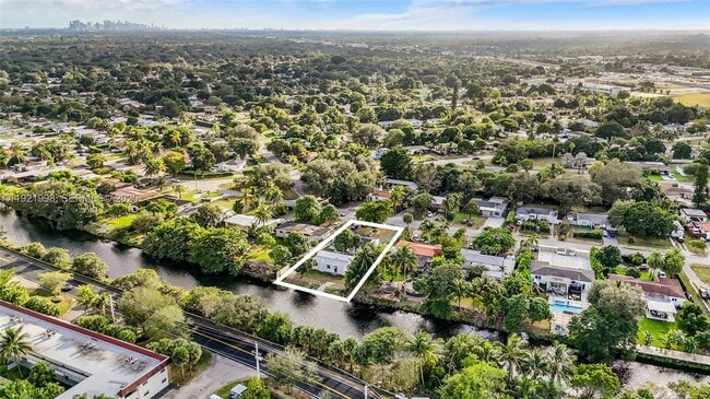 Photo - 201 S Biscayne River Dr Unit A