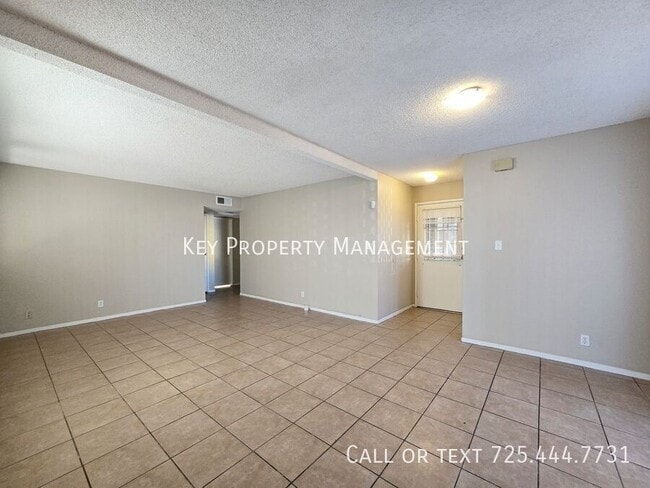 Photo - 2 BEDROOM CONDO NEAR DECATUR AND FLAMINGO Unit B