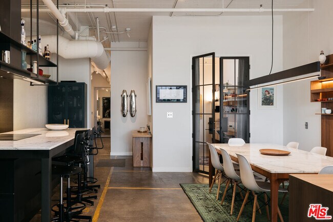 Photo - 1855 Industrial St Unit 307