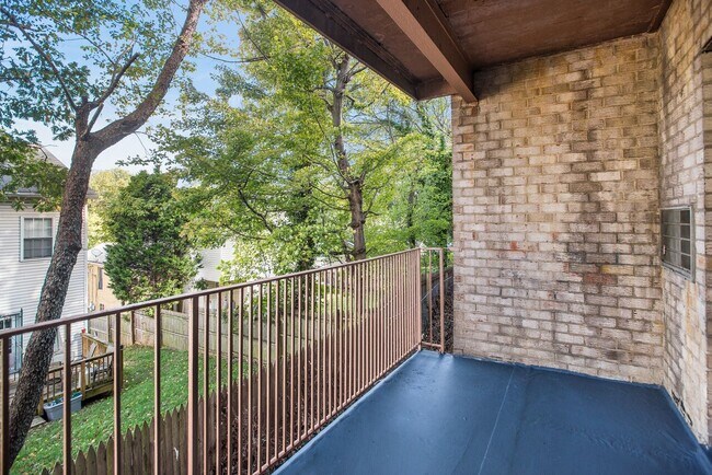 Photo - 5000 A St SE