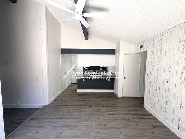 Photo - 10926 Scotsman Way