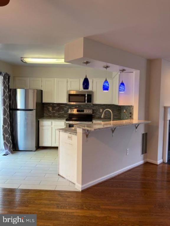 Photo - 216 Pinecove Ave