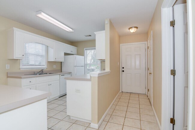 Photo - End Unit Townhouse