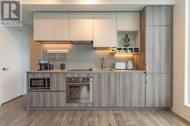 Photo - 898 Portage Pkwy Unit 5903