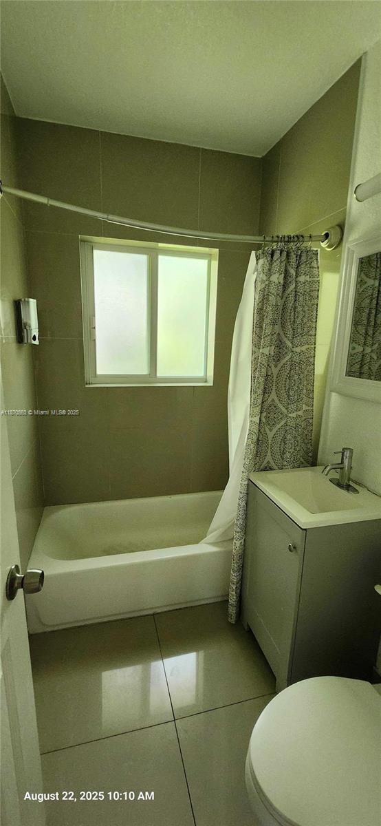 Photo - 9800 E Bay Harbor Dr Unit 8