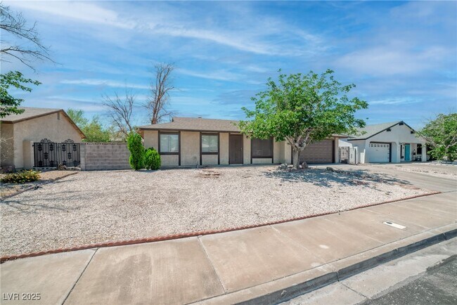 Photo - 540 Longtree Ave Casa
