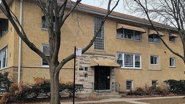 Building Photo - 5346 N Francisco Ave Unit B1