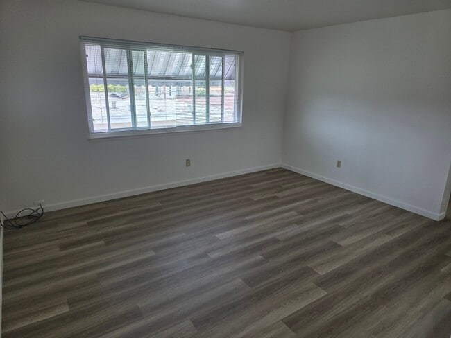 Photo - 6167 Mauritania Ave Unit C