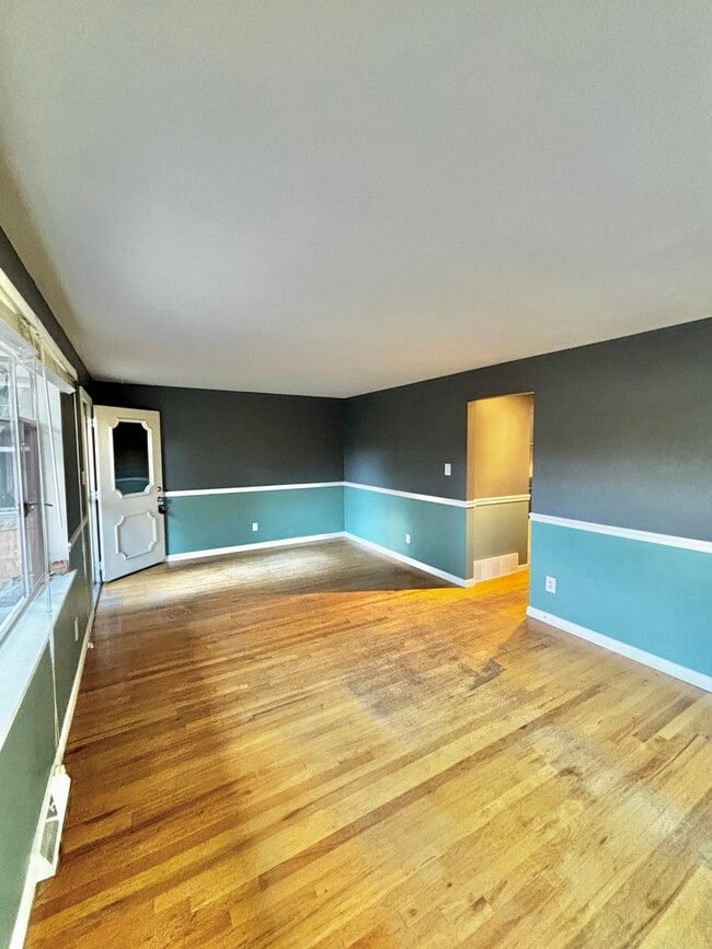 Photo - Stylish & Serene – One-Bedroom Golden Hous...