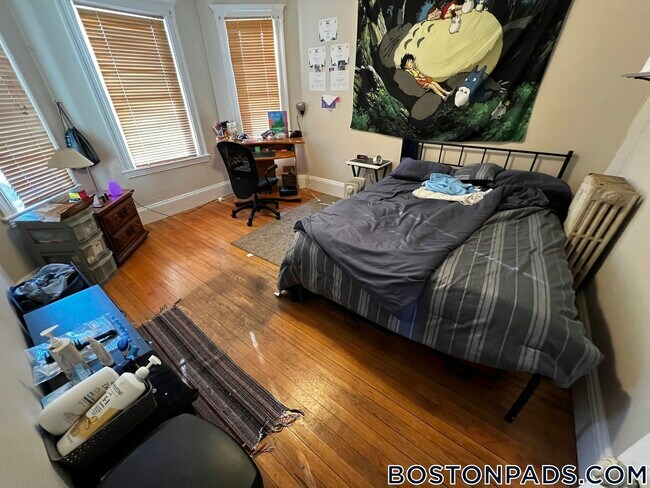 Photo - 3 Capen St Unit 3