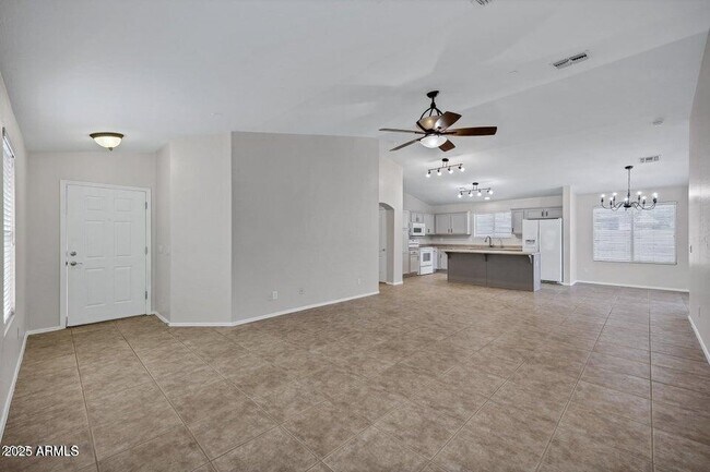 Photo - 2943 E Mead Dr