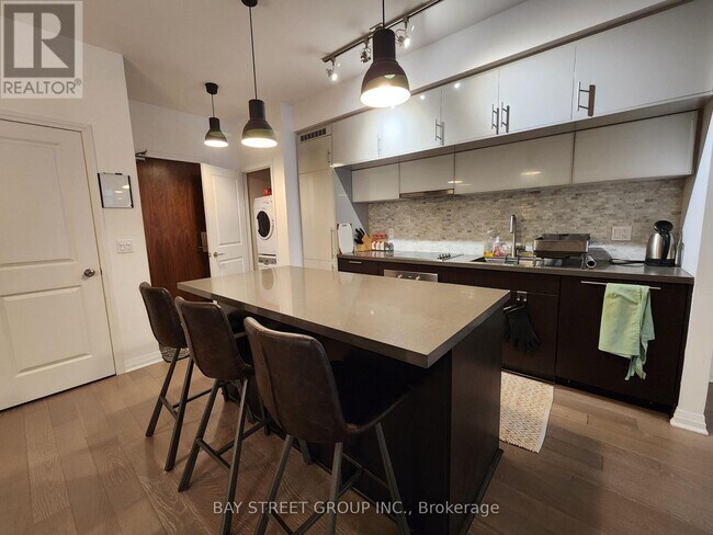 Photo - 8 Mercer St Unit 309