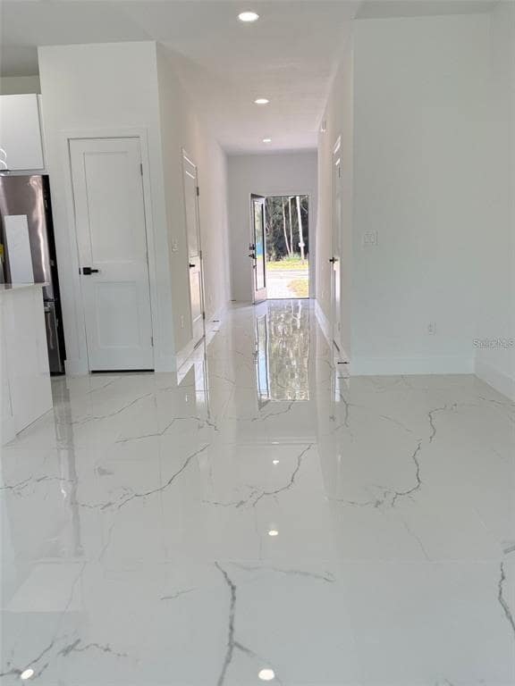 Photo - 2057 BARROSO