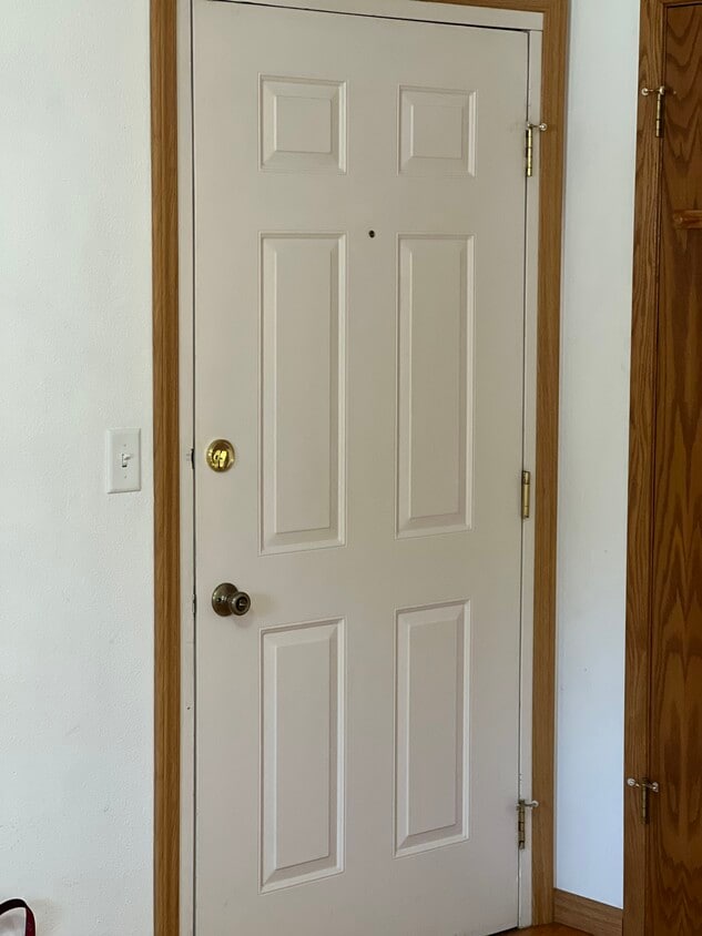 Front door to internal hallway of building - 2902 Shadow Creek Dr (Boulder, CO)