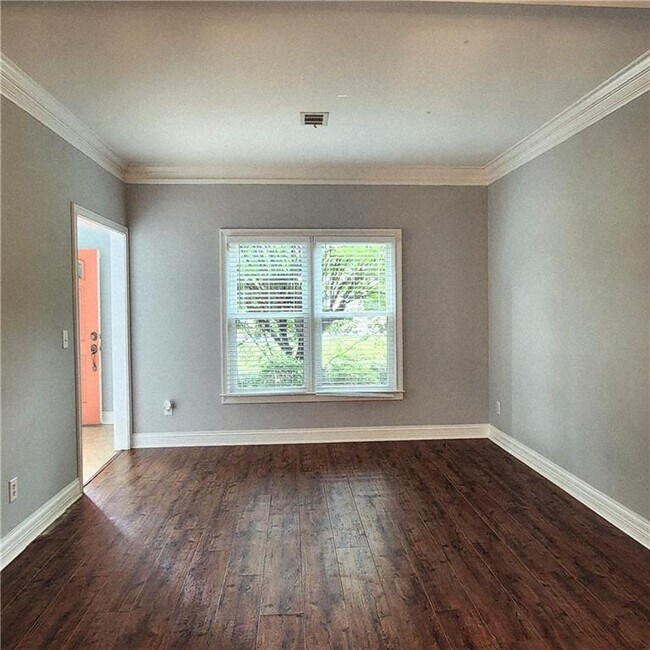 Photo - 969 Light House Way