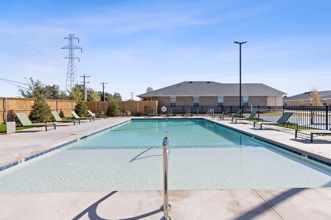 Chisholm Pointe