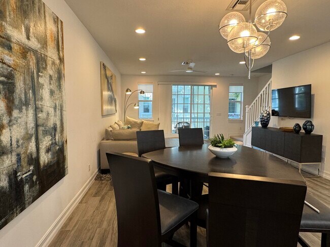 Photo - 101 E Coda Cir