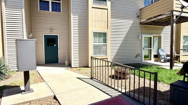 Photo - 1301 Tracy Ave