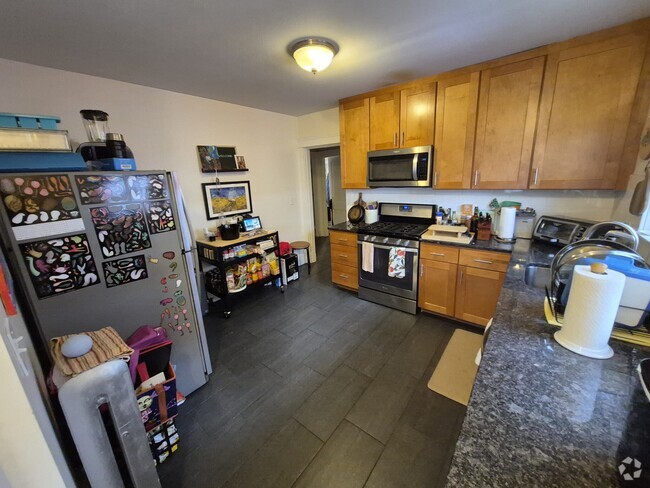 Building Photo - 17 Pequossette St Unit 17A Rental