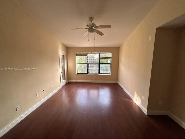 Building Photo - 4261 W McNab Rd Unit 31