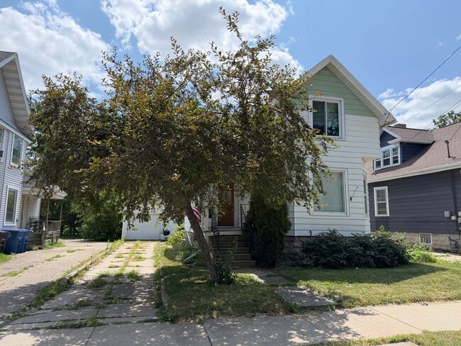Photo - 333 Saratoga Ave