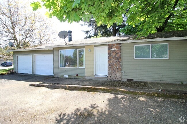 Building Photo - 1127-1127 NE 183rd Ave Unit 1113 Rental