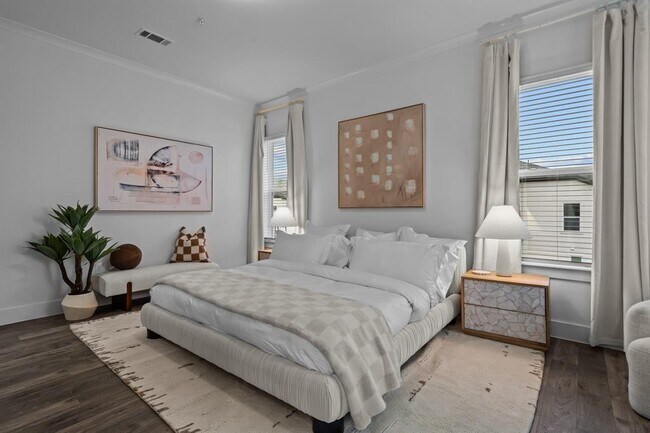 Photo - 1664 Hillside Terrace