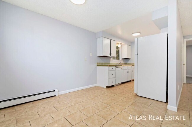 Photo - 4445 Stover St Unit 4