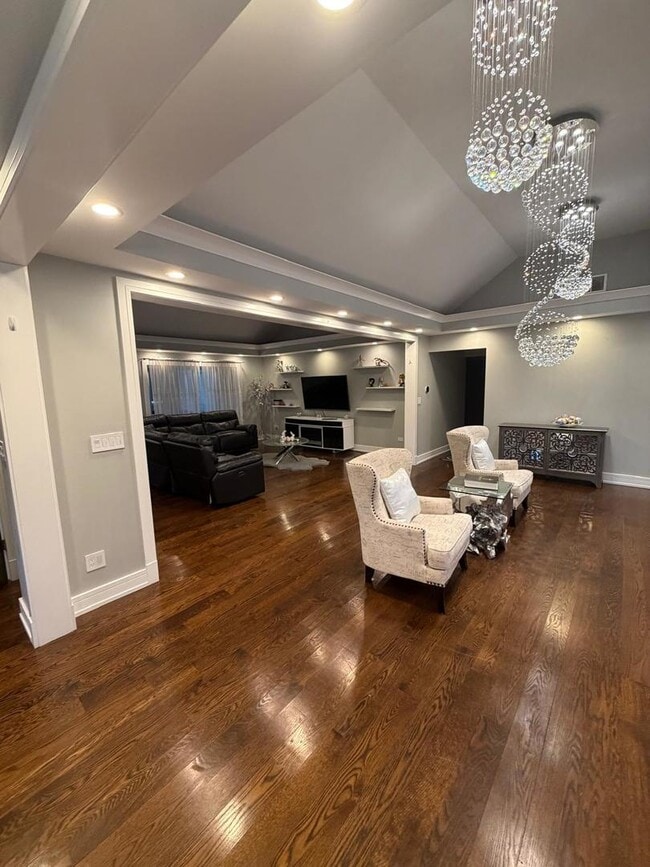 Photo - 4N150 Hawthorne Ave