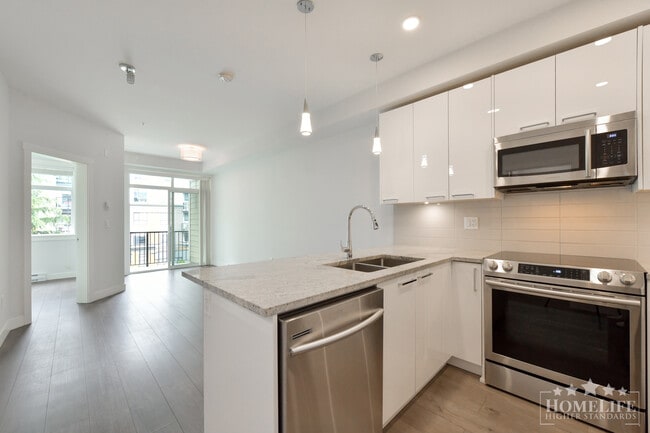 Photo - Bright 2 Bedroom Condo at The Georgia in Downtown Langley Unit 318